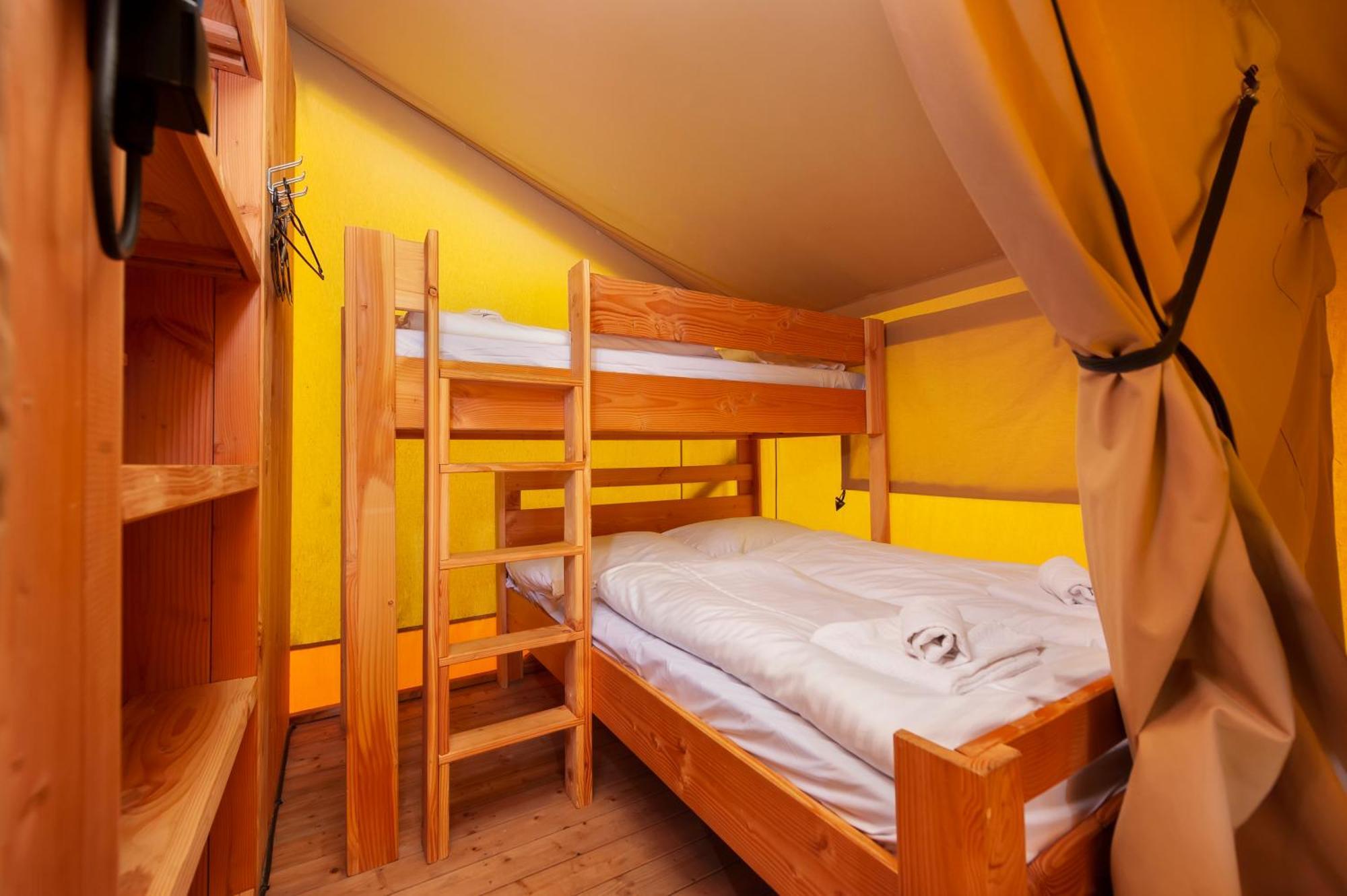 Glamping And Mobile Homes Lavanda - Holiday Centre Bi Village Fažana Екстериор снимка