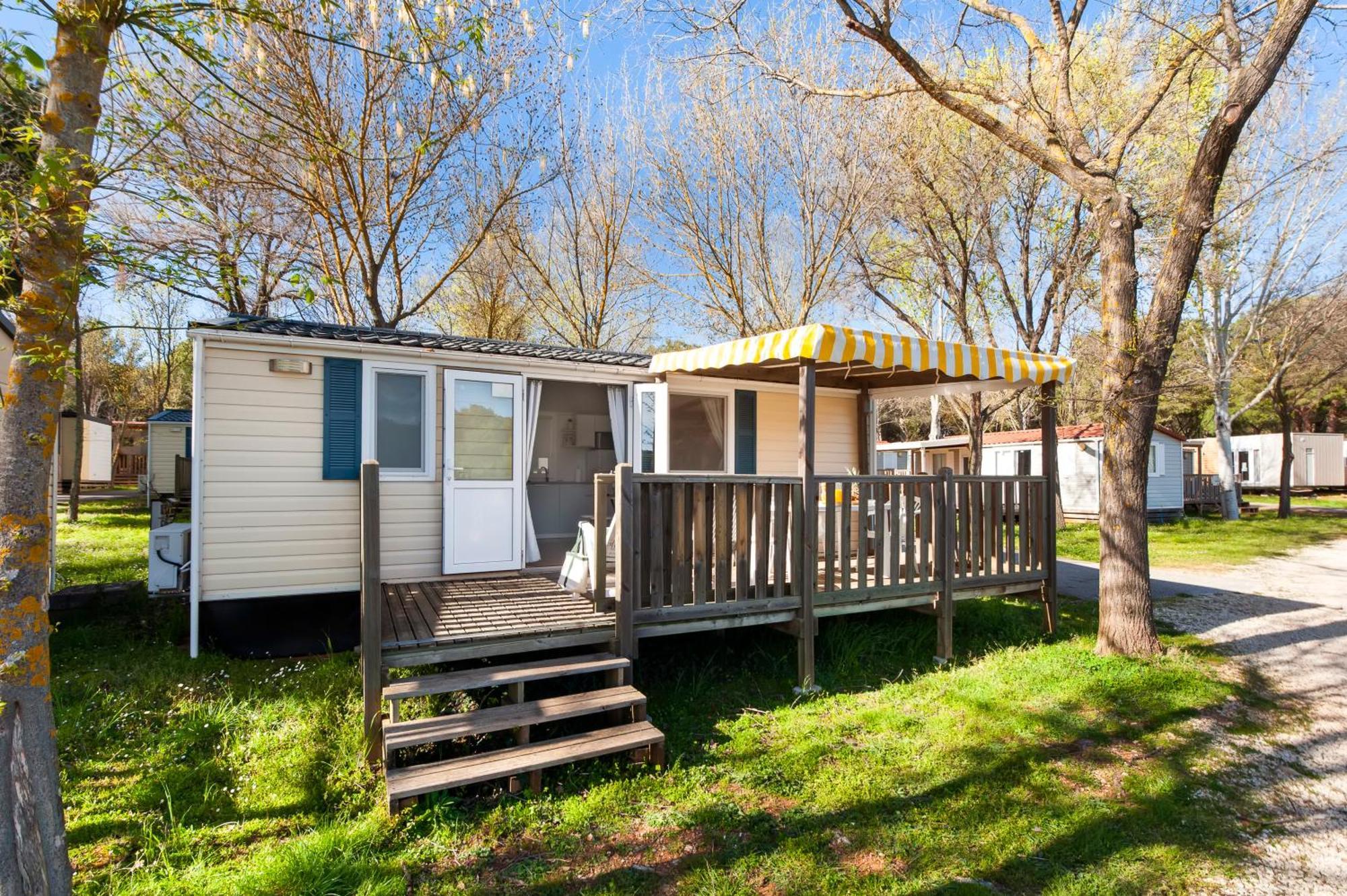 Glamping And Mobile Homes Lavanda - Holiday Centre Bi Village Fažana Екстериор снимка