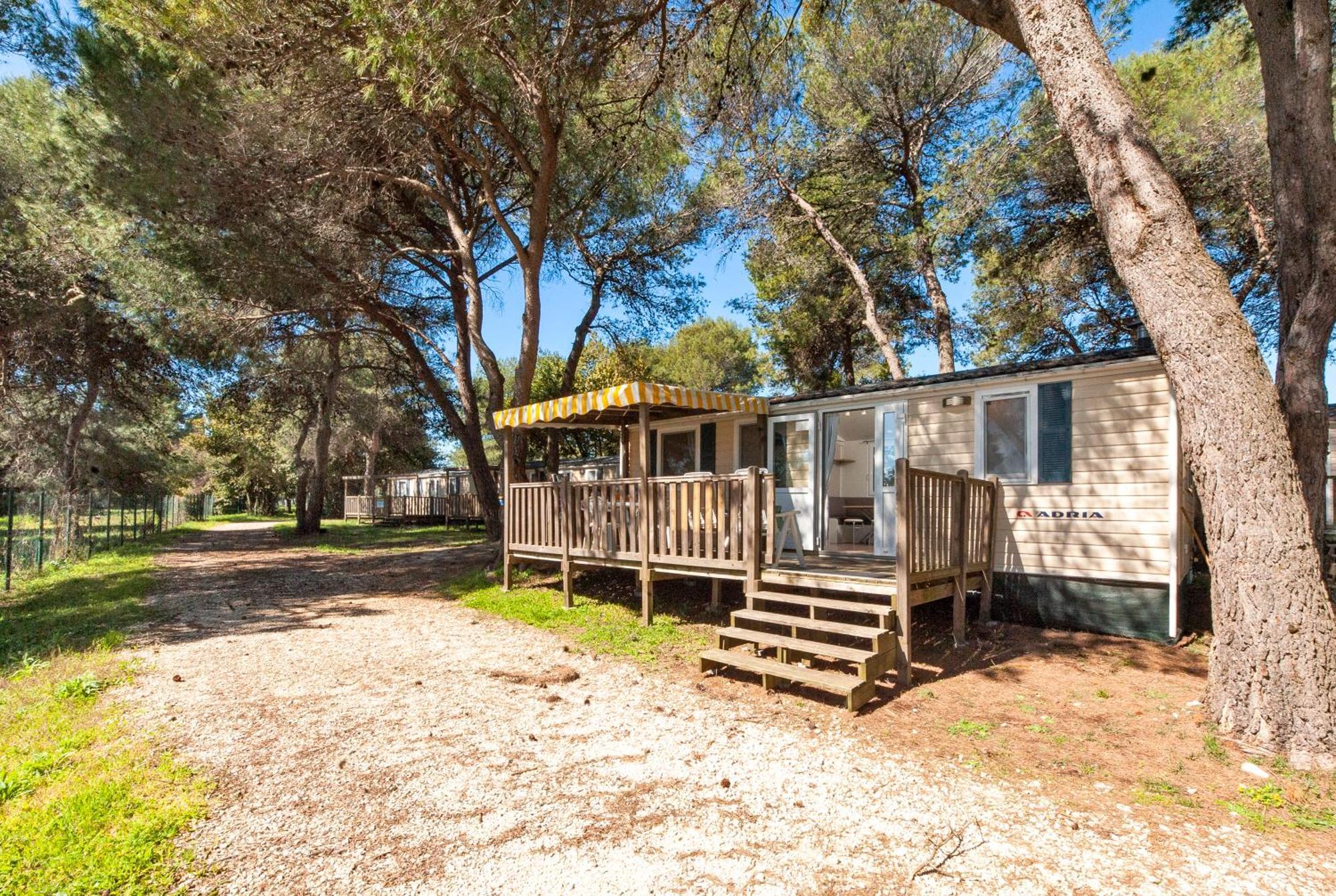 Glamping And Mobile Homes Lavanda - Holiday Centre Bi Village Fažana Екстериор снимка