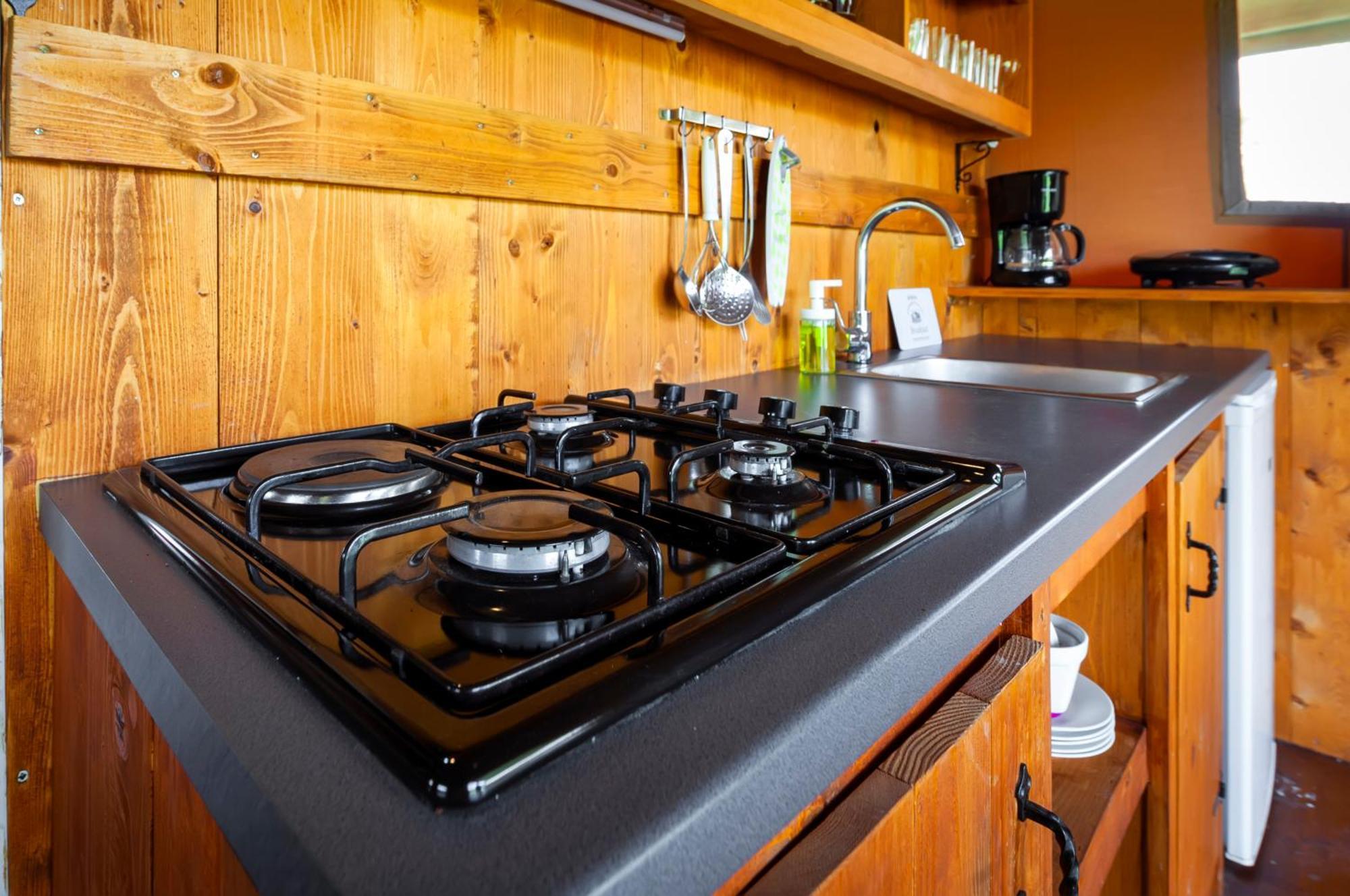Glamping And Mobile Homes Lavanda - Holiday Centre Bi Village Fažana Стая снимка